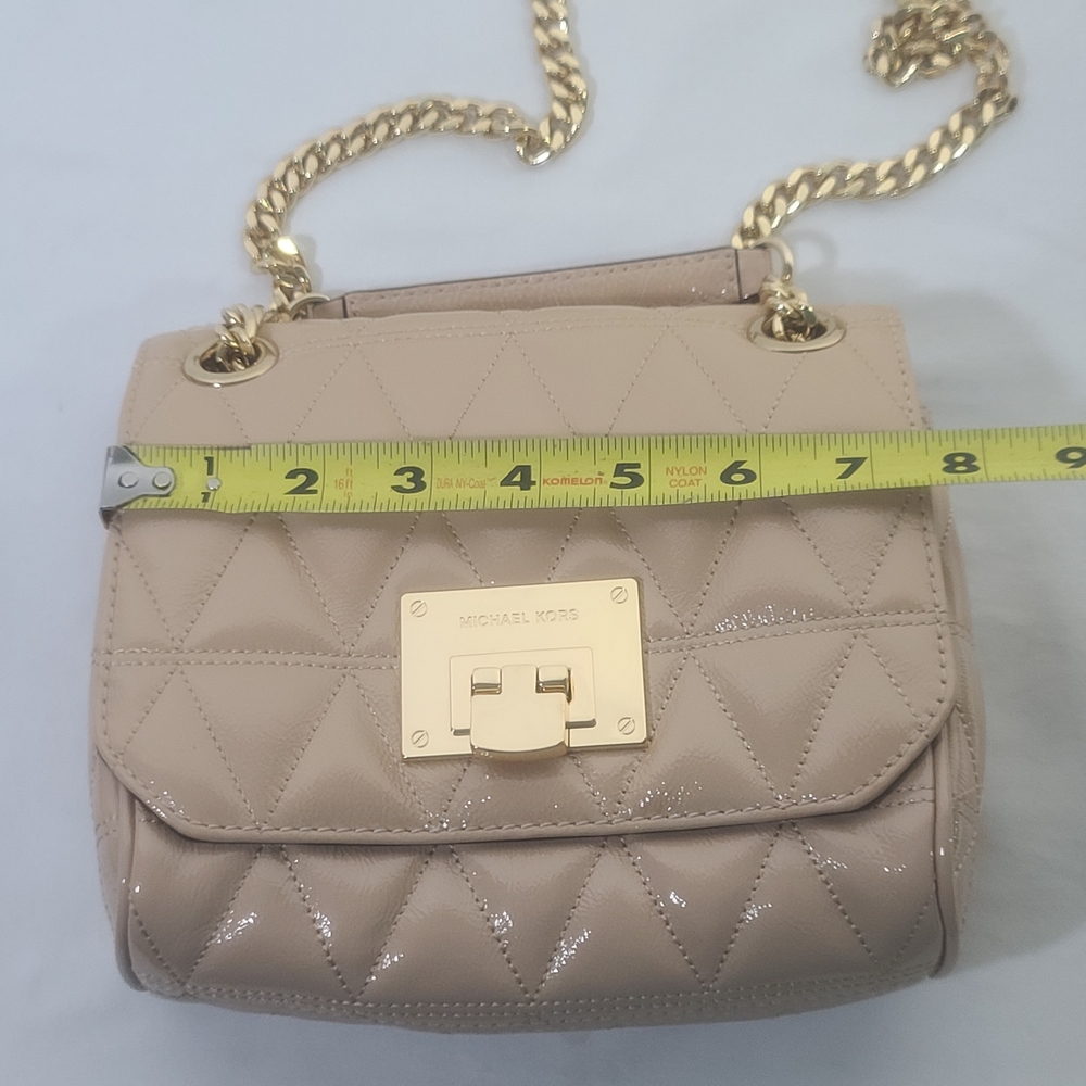 Michael Kors Vivianne Small Flap Shoulder Crossbody Patent Leather Beige Purse - Picture 12 of 16